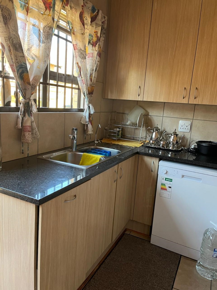 2 Bedroom Property for Sale in Helicon Heights Free State